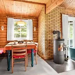 Prázdninový dům Cholena - 1-5km From The Sea By Interhome